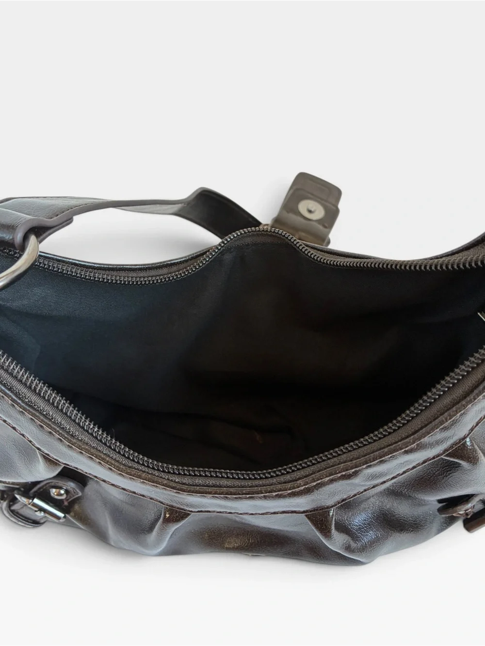 Classic Brown Shoulder Bag - Sleek Everyday Carry